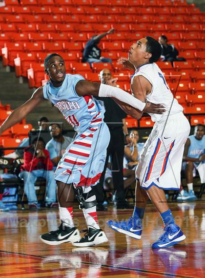Thumbnail 2 in Hirschi vs. Bowie (DFW Basketball Challenge) photogallery.