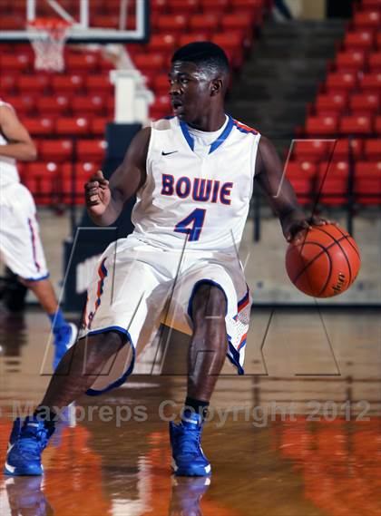 Thumbnail 3 in Hirschi vs. Bowie (DFW Basketball Challenge) photogallery.