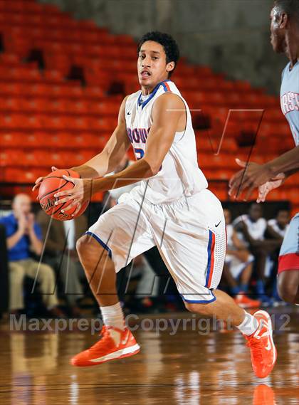 Thumbnail 1 in Hirschi vs. Bowie (DFW Basketball Challenge) photogallery.