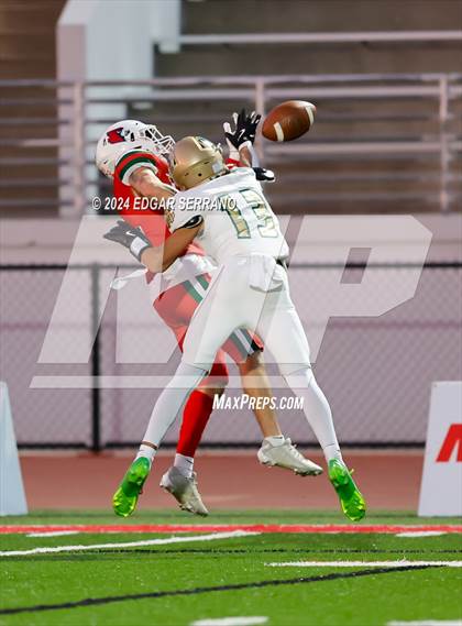 Thumbnail 1 in Moreau Catholic vs Lindsay (CIF Div-7AA Championship) photogallery.