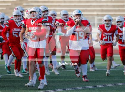 Thumbnail 2 in Moreau Catholic vs Lindsay (CIF Div-7AA Championship) photogallery.