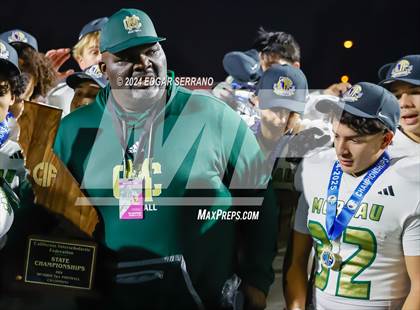 Thumbnail 2 in Moreau Catholic vs Lindsay (CIF Div-7AA Championship) photogallery.