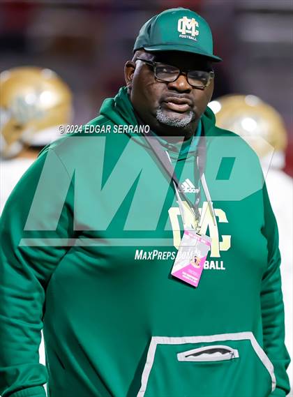 Thumbnail 3 in Moreau Catholic vs Lindsay (CIF Div-7AA Championship) photogallery.