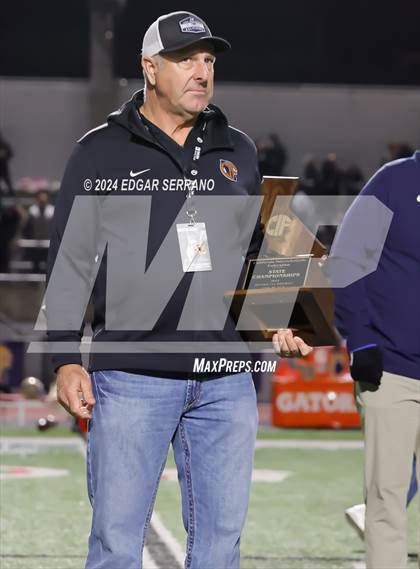 Thumbnail 1 in Moreau Catholic vs Lindsay (CIF Div-7AA Championship) photogallery.