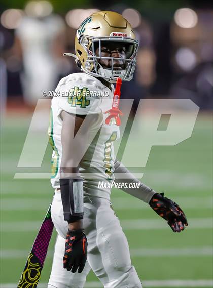 Thumbnail 2 in Moreau Catholic vs Lindsay (CIF Div-7AA Championship) photogallery.