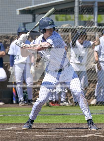 Thumbnail 1 in New Trier vs. Thurston (Coach Bob Invitational) photogallery.