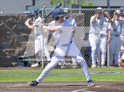 Thumbnail 2 in New Trier vs. Thurston (Coach Bob Invitational) photogallery.