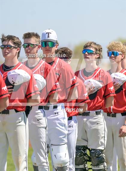 Thumbnail 2 in New Trier vs. Thurston (Coach Bob Invitational) photogallery.