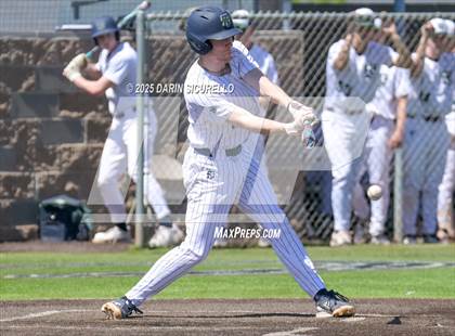 Thumbnail 3 in New Trier vs. Thurston (Coach Bob Invitational) photogallery.