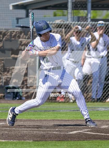 Thumbnail 2 in New Trier vs. Thurston (Coach Bob Invitational) photogallery.