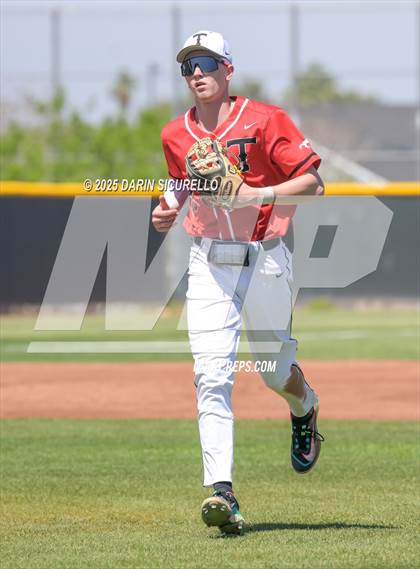 Thumbnail 3 in New Trier vs. Thurston (Coach Bob Invitational) photogallery.
