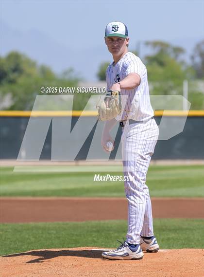Thumbnail 3 in New Trier vs. Thurston (Coach Bob Invitational) photogallery.