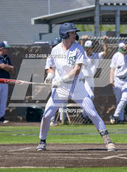 Thumbnail 2 in New Trier vs. Thurston (Coach Bob Invitational) photogallery.