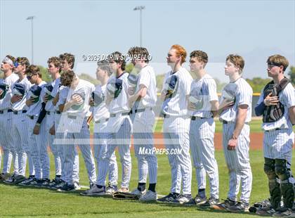Thumbnail 1 in New Trier vs. Thurston (Coach Bob Invitational) photogallery.
