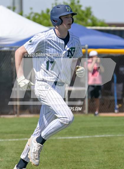Thumbnail 3 in New Trier vs. Thurston (Coach Bob Invitational) photogallery.