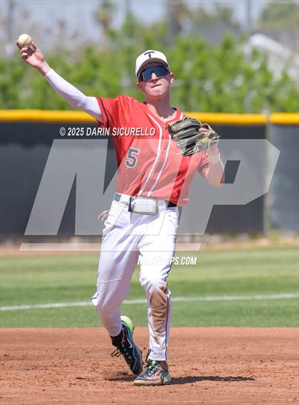 Thumbnail 2 in New Trier vs. Thurston (Coach Bob Invitational) photogallery.