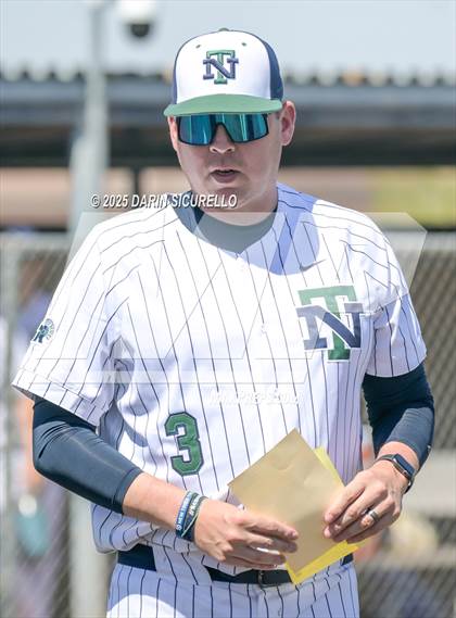 Thumbnail 1 in New Trier vs. Thurston (Coach Bob Invitational) photogallery.