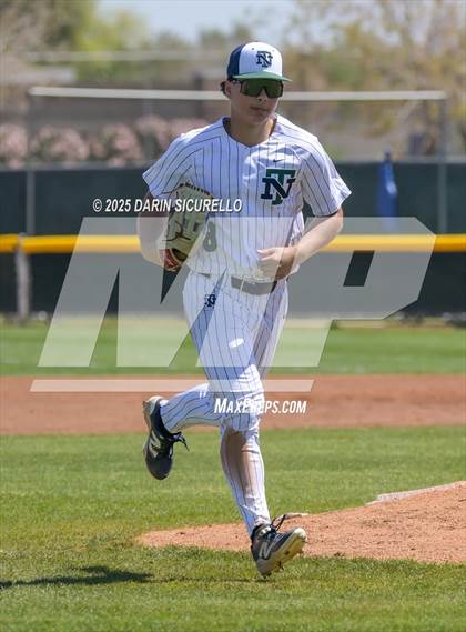 Thumbnail 1 in New Trier vs. Thurston (Coach Bob Invitational) photogallery.