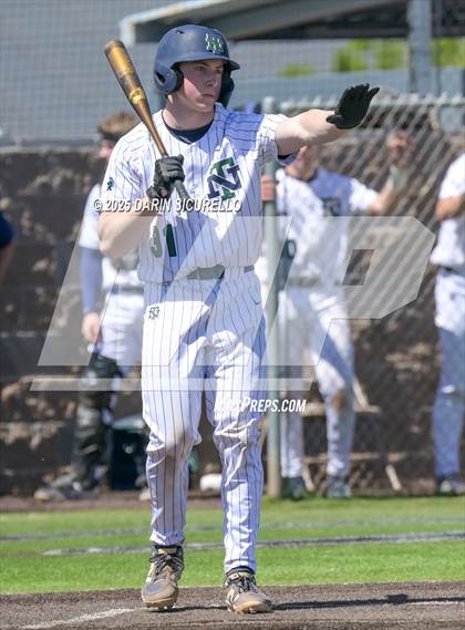 Thumbnail 2 in New Trier vs. Thurston (Coach Bob Invitational) photogallery.