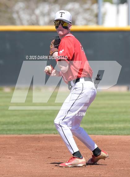 Thumbnail 1 in New Trier vs. Thurston (Coach Bob Invitational) photogallery.