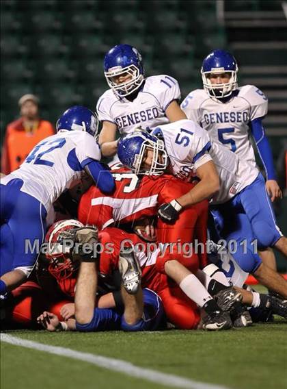 Thumbnail 1 in Geneseo vs. Letchworth (Section 5 Playoff) photogallery.
