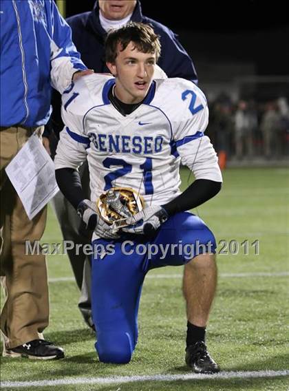 Thumbnail 2 in Geneseo vs. Letchworth (Section 5 Playoff) photogallery.