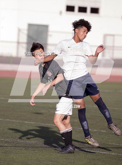 Thumbnail 2 in Muir vs Ayala photogallery.