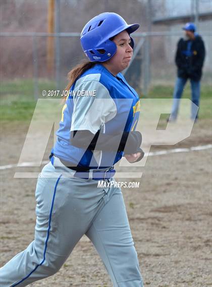 Thumbnail 3 in Tierra Encantada vs. Penasco photogallery.
