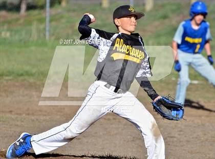 Thumbnail 1 in Tierra Encantada vs. Penasco photogallery.