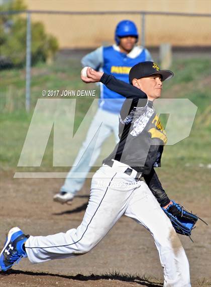 Thumbnail 3 in Tierra Encantada vs. Penasco photogallery.