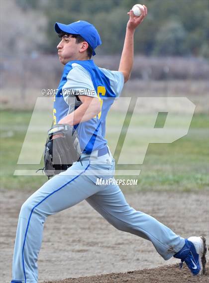 Thumbnail 3 in Tierra Encantada vs. Penasco photogallery.