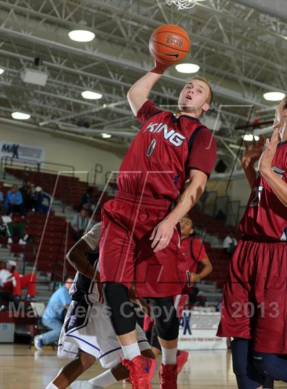 Thumbnail 3 in Rancho Cucamonga vs. King (MaxPreps Holiday Classic) photogallery.