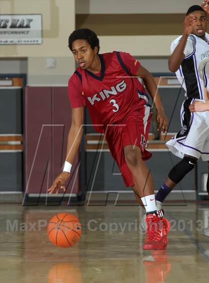 Thumbnail 2 in Rancho Cucamonga vs. King (MaxPreps Holiday Classic) photogallery.