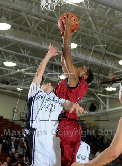 Thumbnail 1 in Rancho Cucamonga vs. King (MaxPreps Holiday Classic) photogallery.