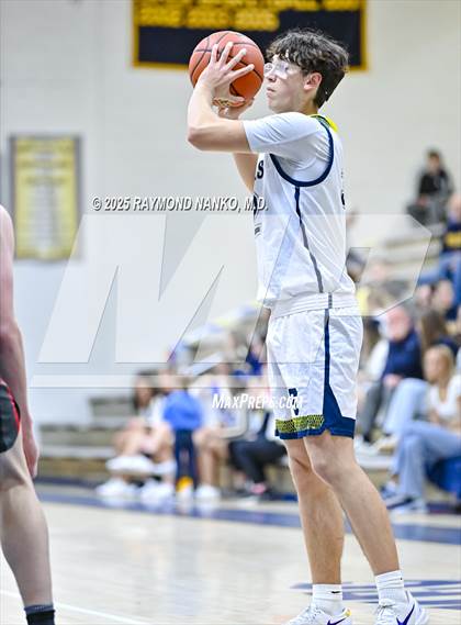 Thumbnail 1 in Wapahani @ Shenandoah photogallery.