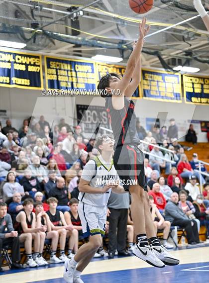 Thumbnail 2 in Wapahani @ Shenandoah photogallery.