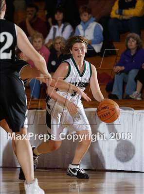 Thumbnail 2 in Longmeadow vs Minnechaug (Spalding Hoophall Classic) photogallery.