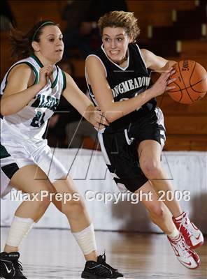Thumbnail 1 in Longmeadow vs Minnechaug (Spalding Hoophall Classic) photogallery.