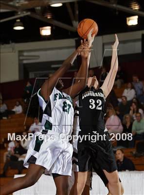 Thumbnail 3 in Longmeadow vs Minnechaug (Spalding Hoophall Classic) photogallery.