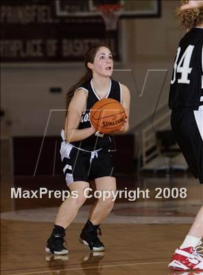 Thumbnail 3 in Longmeadow vs Minnechaug (Spalding Hoophall Classic) photogallery.