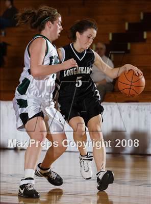 Thumbnail 1 in Longmeadow vs Minnechaug (Spalding Hoophall Classic) photogallery.