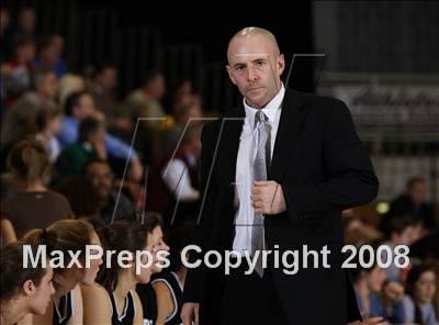 Thumbnail 1 in Longmeadow vs Minnechaug (Spalding Hoophall Classic) photogallery.