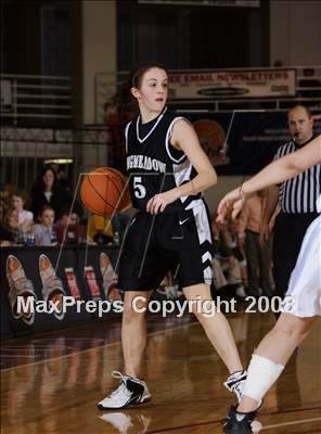 Thumbnail 2 in Longmeadow vs Minnechaug (Spalding Hoophall Classic) photogallery.