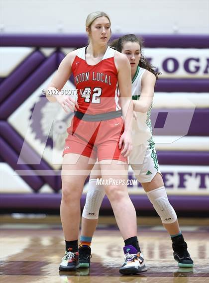 Thumbnail 1 in Union Local vs. Fairland (OHSAA D3 Regional Final) photogallery.