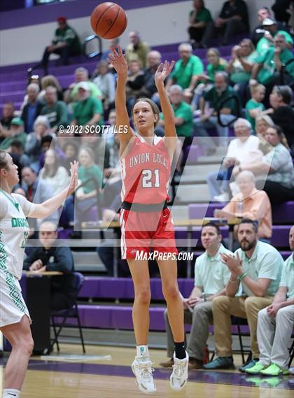 Thumbnail 2 in Union Local vs. Fairland (OHSAA D3 Regional Final) photogallery.