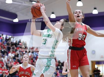 Thumbnail 2 in Union Local vs. Fairland (OHSAA D3 Regional Final) photogallery.