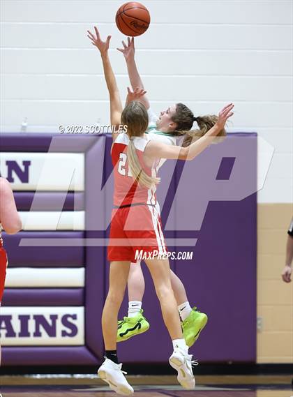 Thumbnail 1 in Union Local vs. Fairland (OHSAA D3 Regional Final) photogallery.