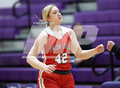Thumbnail 2 in Union Local vs. Fairland (OHSAA D3 Regional Final) photogallery.