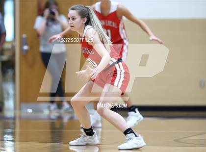 Thumbnail 2 in Union Local vs. Fairland (OHSAA D3 Regional Final) photogallery.
