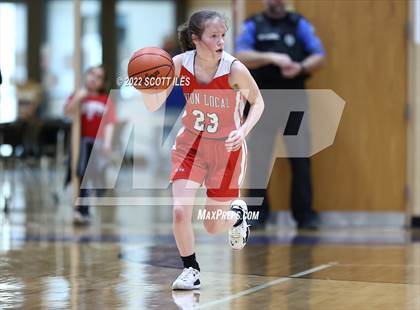 Thumbnail 3 in Union Local vs. Fairland (OHSAA D3 Regional Final) photogallery.